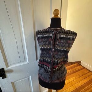 VINTAGE patterned knit vest